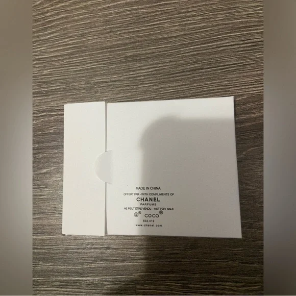 Chanel Hair pins -set of 3 - Picture 3 of 3